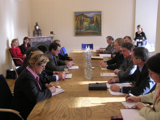Riigikogu väliskomisjon kohtus Küprose parlamendi delegatsiooniga